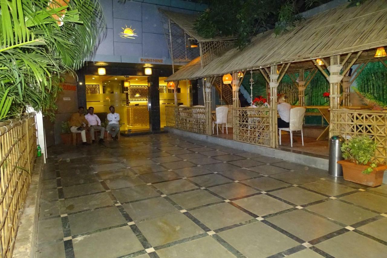 Sunshine Backpackers, Airport Hostel Mumbai Ngoại thất bức ảnh