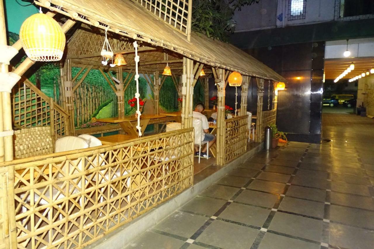 Sunshine Backpackers, Airport Hostel Mumbai Ngoại thất bức ảnh